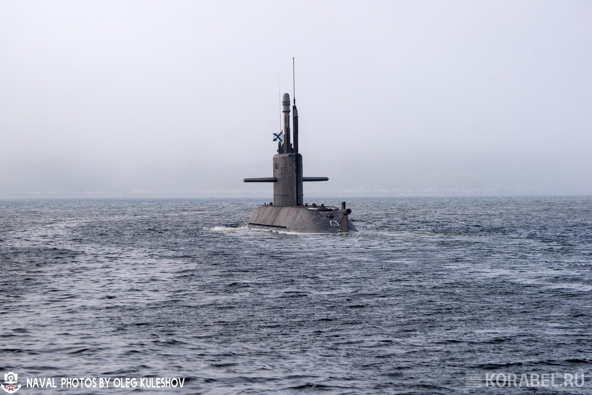 Подводная лодка "Санкт-Петербург"