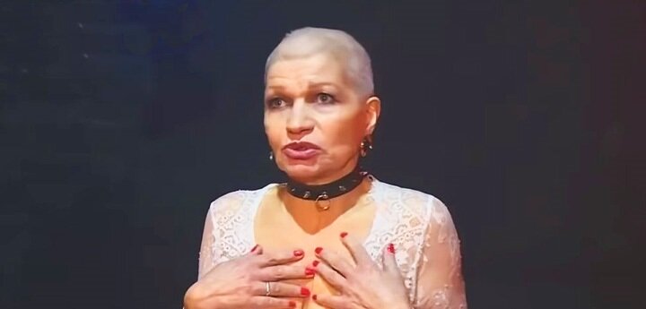 Знаменитые "старушки" и их молодые мужья. Как живут пары с большой разницей в во