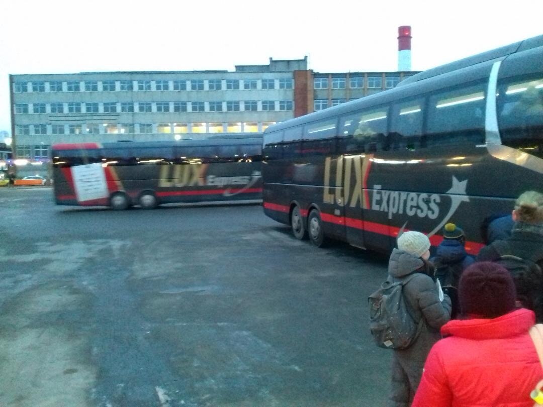 Автобусы Lux Express