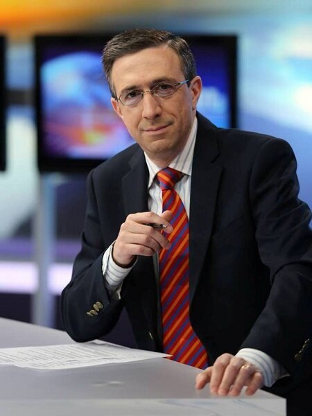 Артём Леонович Ерканян (1971)  - журналист, телеведущий, политический обозреватель телеканала «Шант».