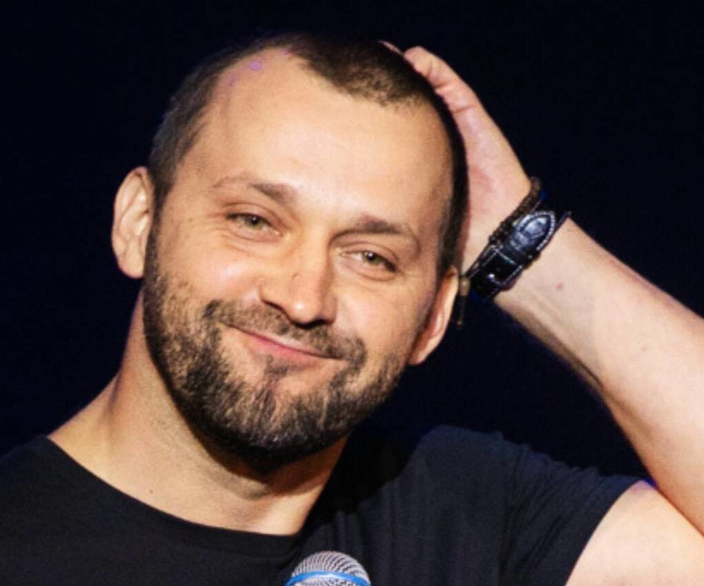     «Штраф, неустойки и моральный вред»: комик Руслан Белый отсудил 3,6 млн у застройщика