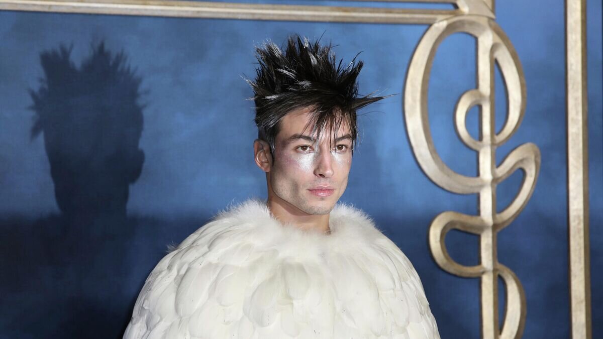    Американский актер Эзра Миллер© AP Photo / Invision/Grant Pollard