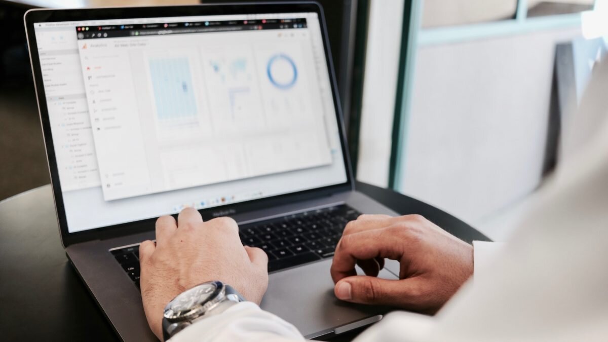    Фото: Campaign Creators / Unsplash Август Макаров