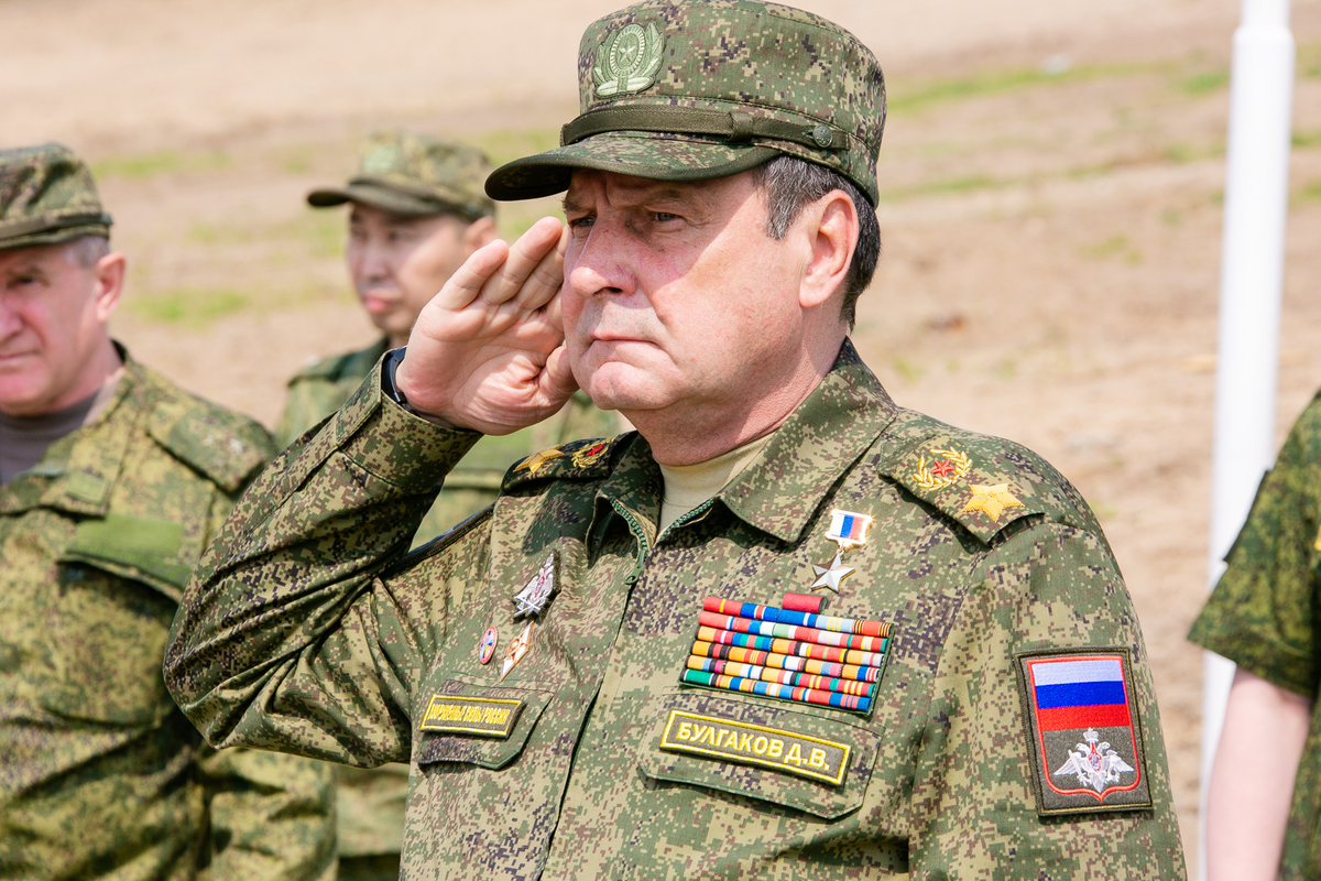 Генерал армии Булгаков заместитель министра обороны. Армейский генерал