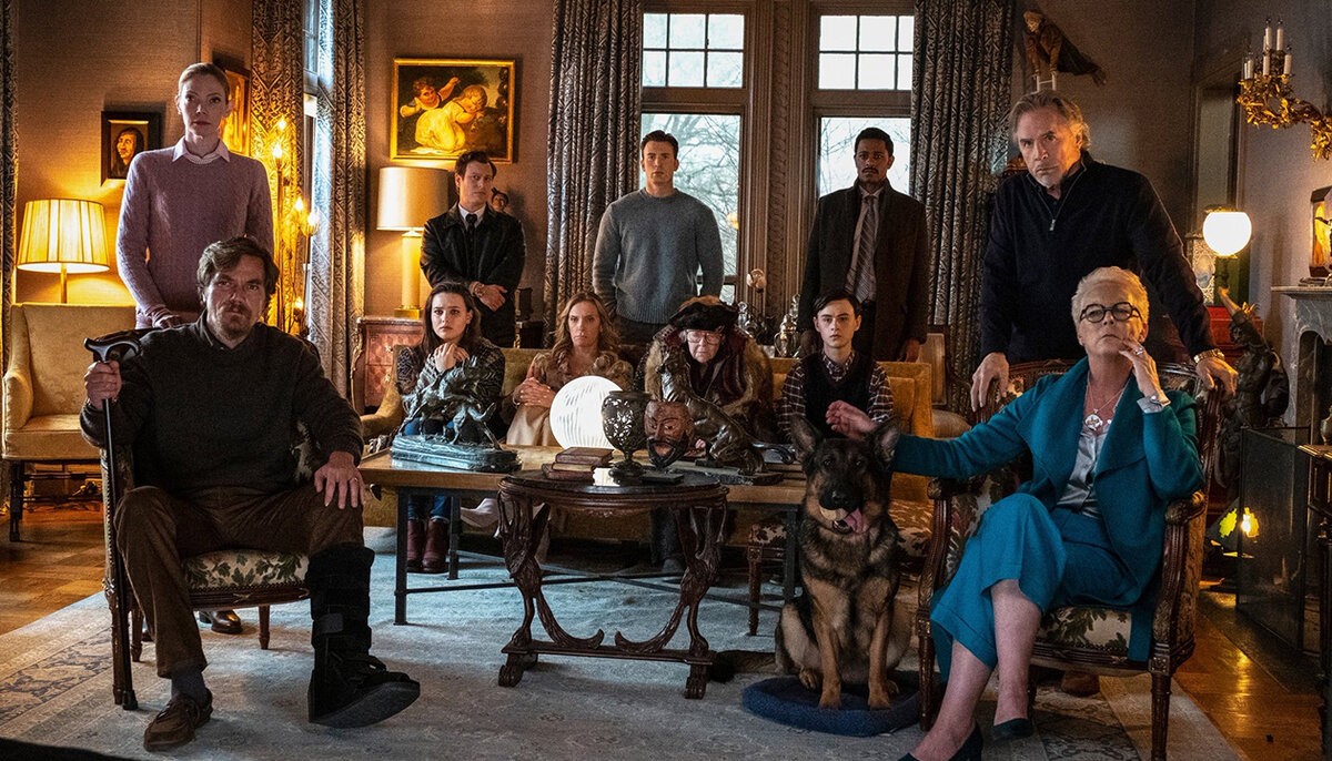 Прекрасный комедийный детектив с закрученным сюжетом и колоритными персонажами. Абсолютно всех главных героев, а их немало, играют звезды первой величины.