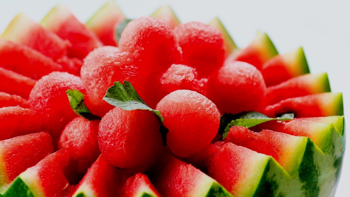Арбуз шариками — пример нарезки