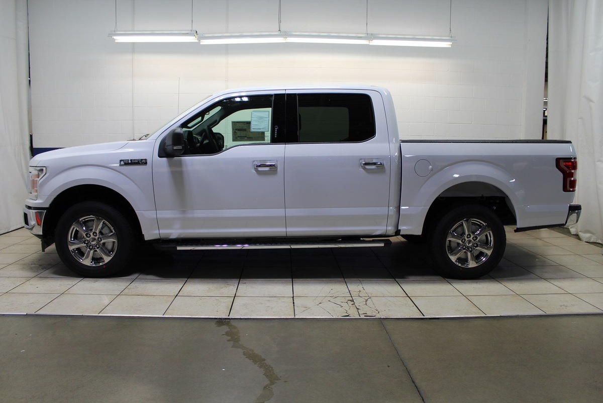 Правительство  приняло к рассмотрению проблему с натяжителями ремней безопасности, вызывающими пожары в стойках  во время аварий F-150.