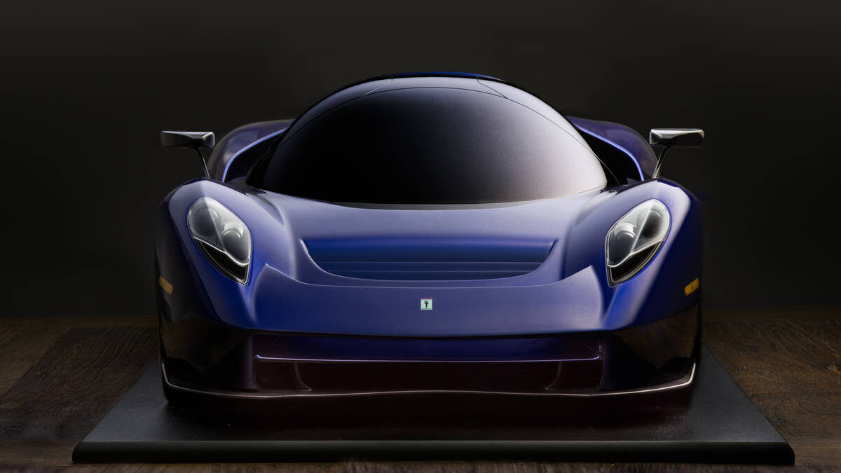  Scuderia Cameron Glickenhaus продвигается вперед с планами производства суперкаров SCG 004 будет оснащен 5-литровым V8 с двойным турбонаддувом мощностью 650 л.с. и 531 фунт-фут крутящего момента, соединенным с шестиступенчатой ​​механической коробкой передач или автоматической коробкой передач с лопастями.
