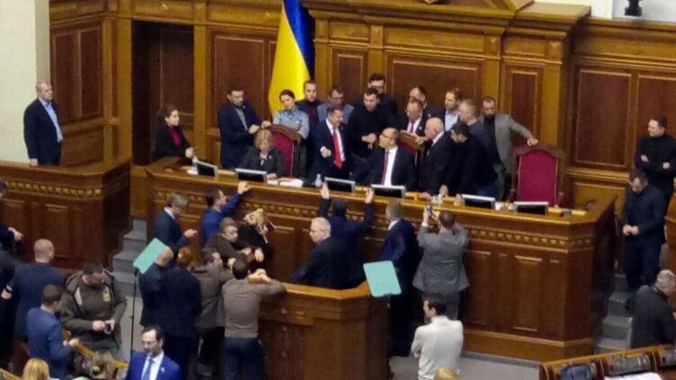 Парламентские баталии.