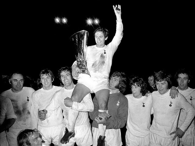    Некоторые из вас ждали этот выпуск. Год основания «кубка УЕФА» считается 1972, но матчи квалификации проходили ещё в сентябре  1971 – го.-2