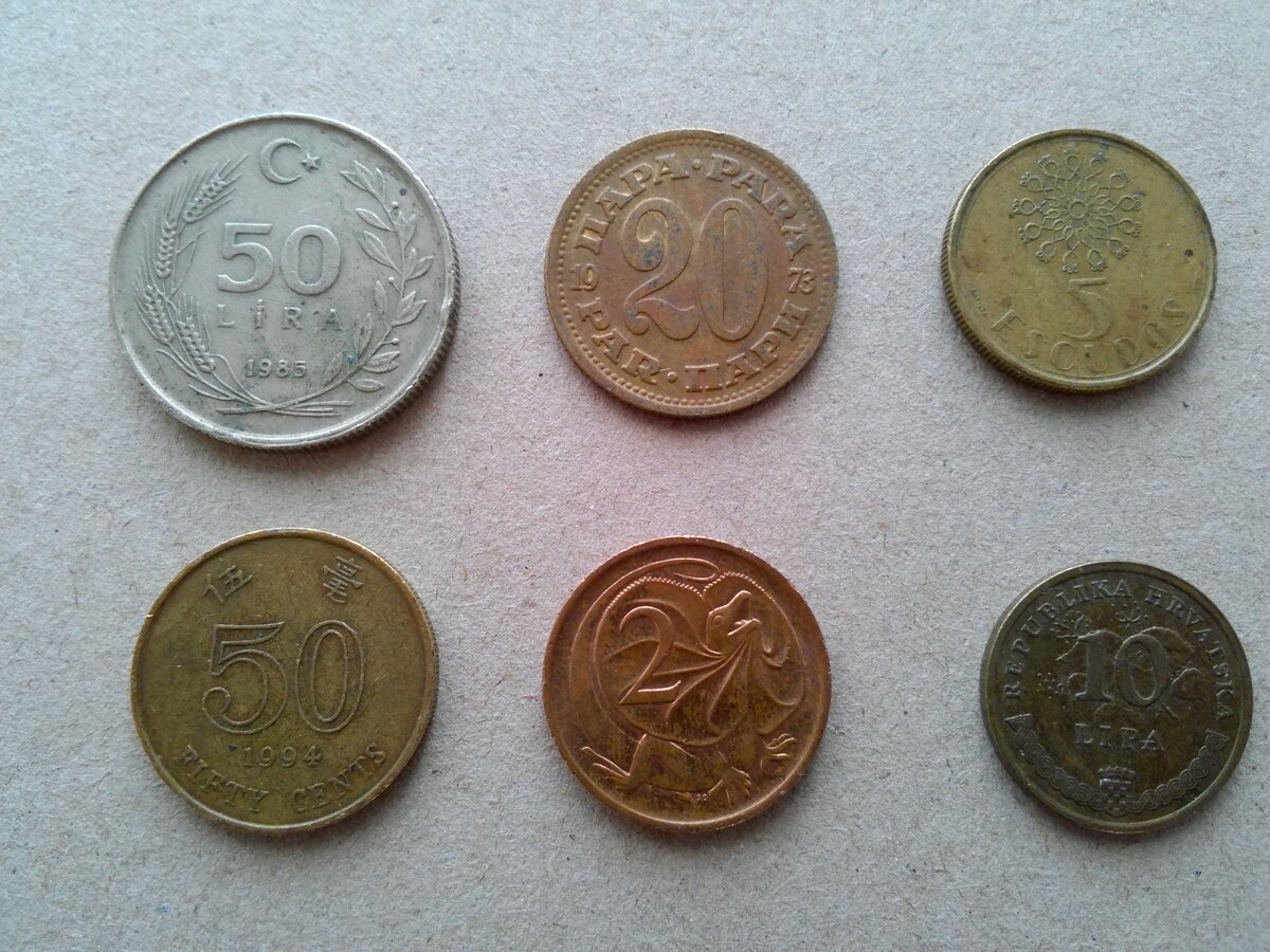 Очередной материал о чистке поступивших в Музей монет. Как и в прошлый раз, взяли 6 монет разного номинала и происхождения.