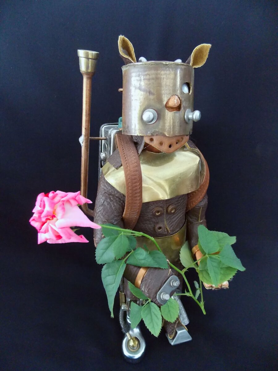 Игрушка в стиле стимпанк. Бобби Джон решил устроить романтик