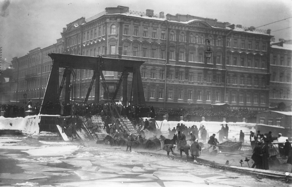 Трагедия на Египетском мосту в 1905 г. 