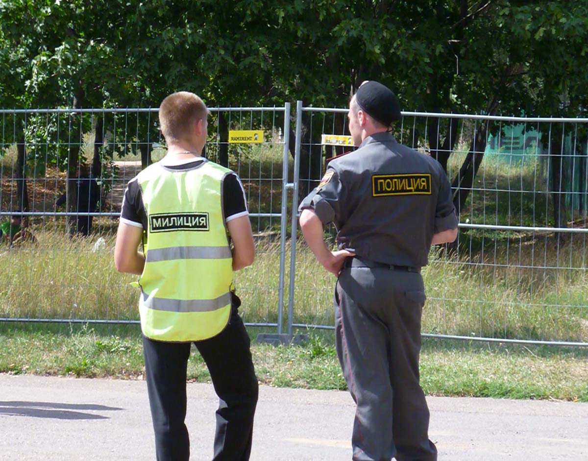 Стану полицейским. Милиция и полиция. Милицию переименовали в полицию. Полиция приколы. Переименование милиции в полицию.