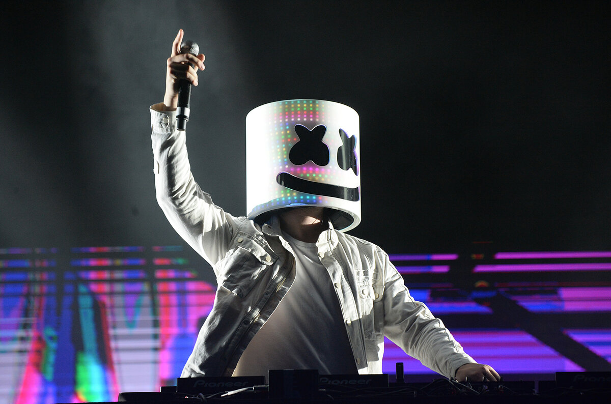 Фото с сайта: https://www.billboard.com/articles/news/dance/8029988/marshmello-migos-next-single