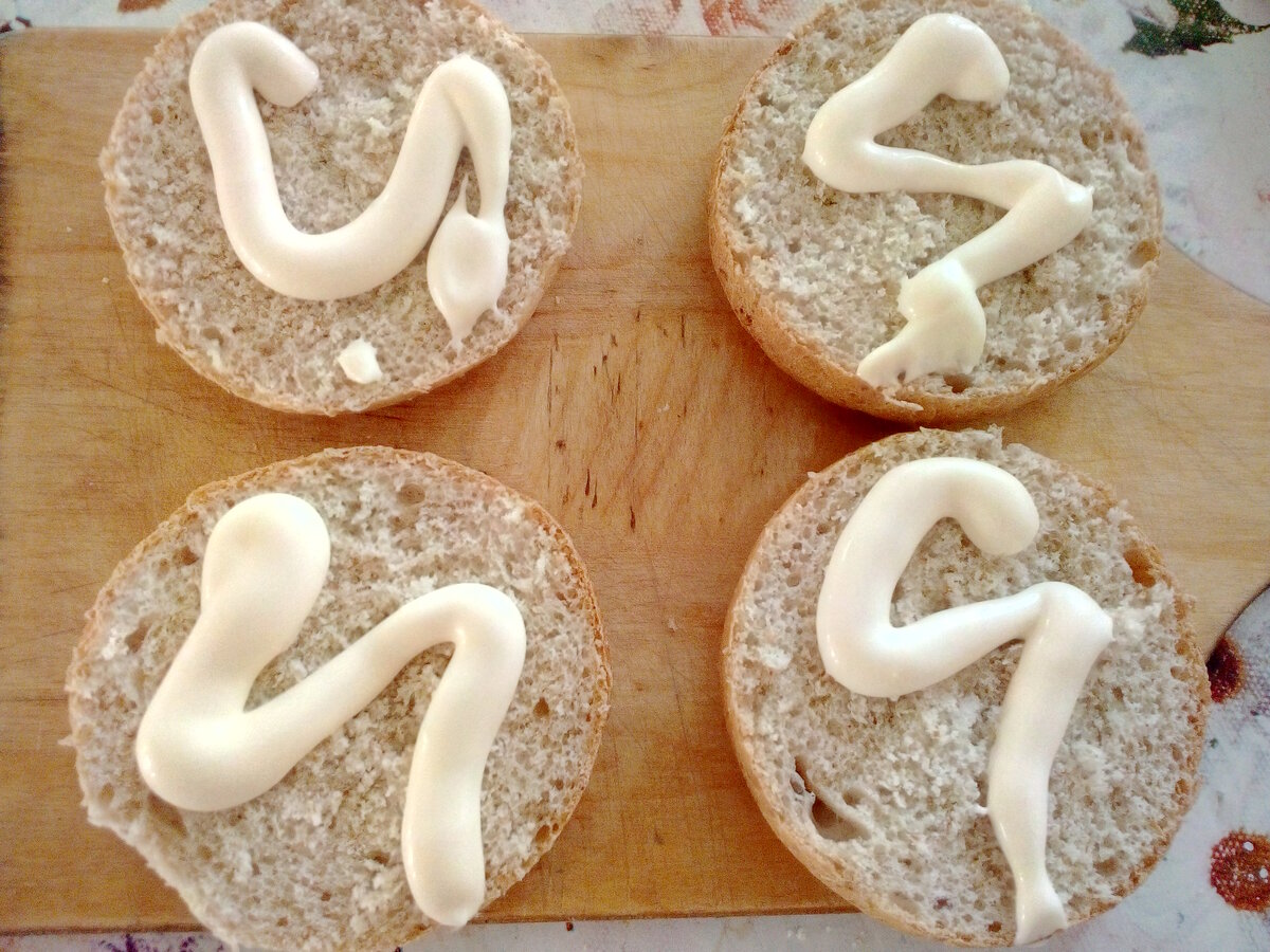 Как приготовить вкусный итальянский гамбургер с яйцом. Просто и вкусно.