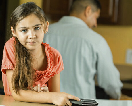 Мои отношения с отчимом были сдержанными