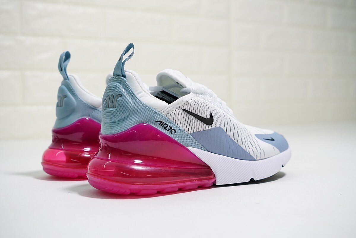 Найки на баллонах. Найк АИР Макс 270. Кроссовки Nike Air Max 270. Найк Air Max 270 женские. Кроссовки найк женские оригинал Air Max 270.