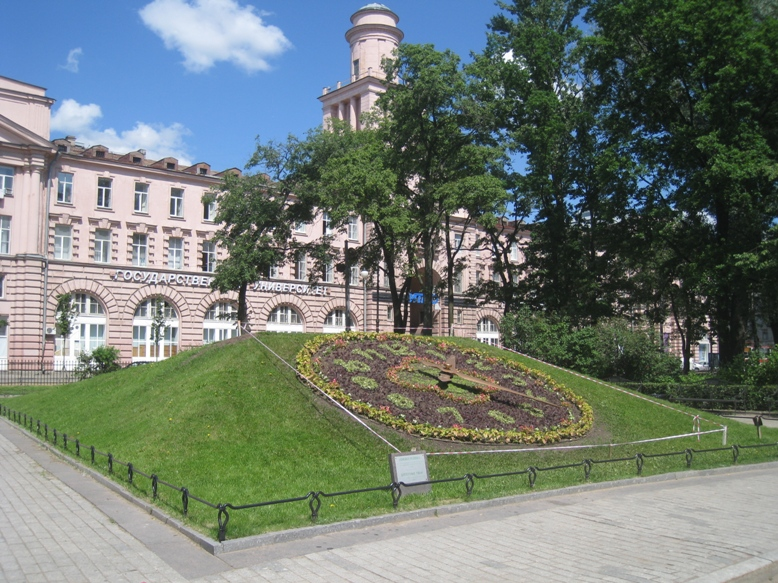 Санкт-Петербургский национальный исследовательский университет информационных технологий, механики и оптики, источник фото - http://www.ifmo.ru/ru/