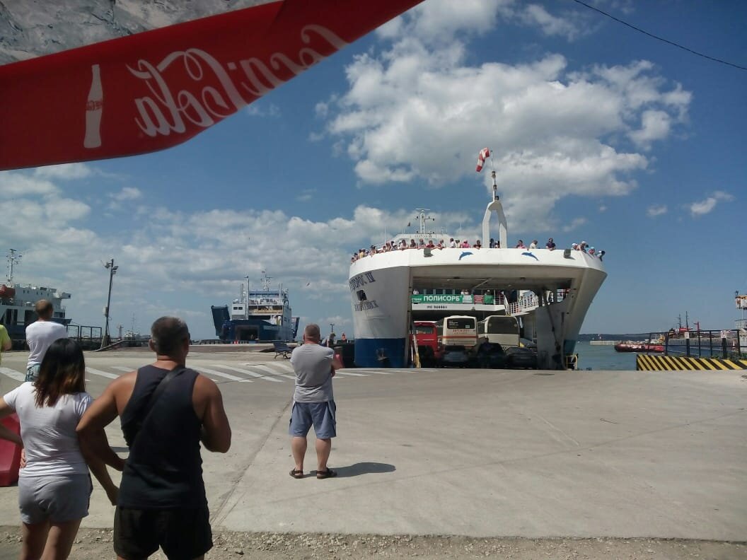 2017, ждем загрузки на паром