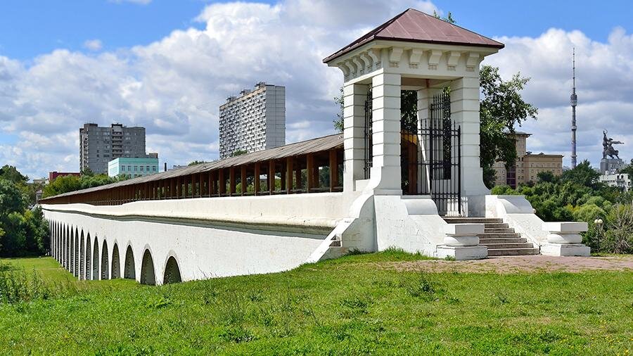 Ростокинский акведук, наши дни. Фото: commons.wikimedia.org/Д. Иванов