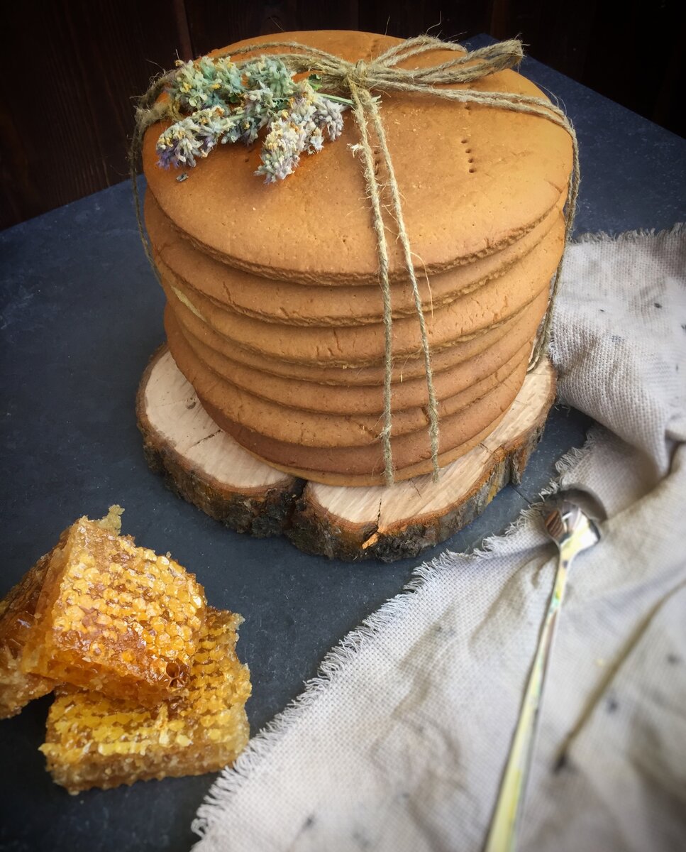 Медовиков много не бывает !!!