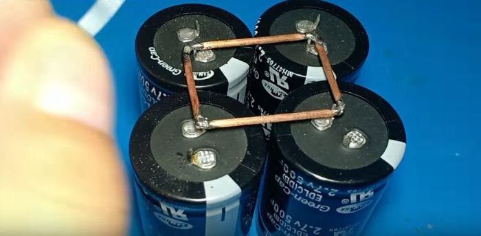 Turn Your Spare Pocket Change into DIY Batteries with This Penny Power Hack Diy 