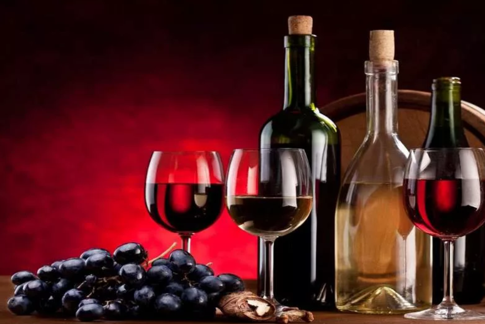 Винно коньячная. Вино. Вино и коньяк. Десертные вина и коньяк.