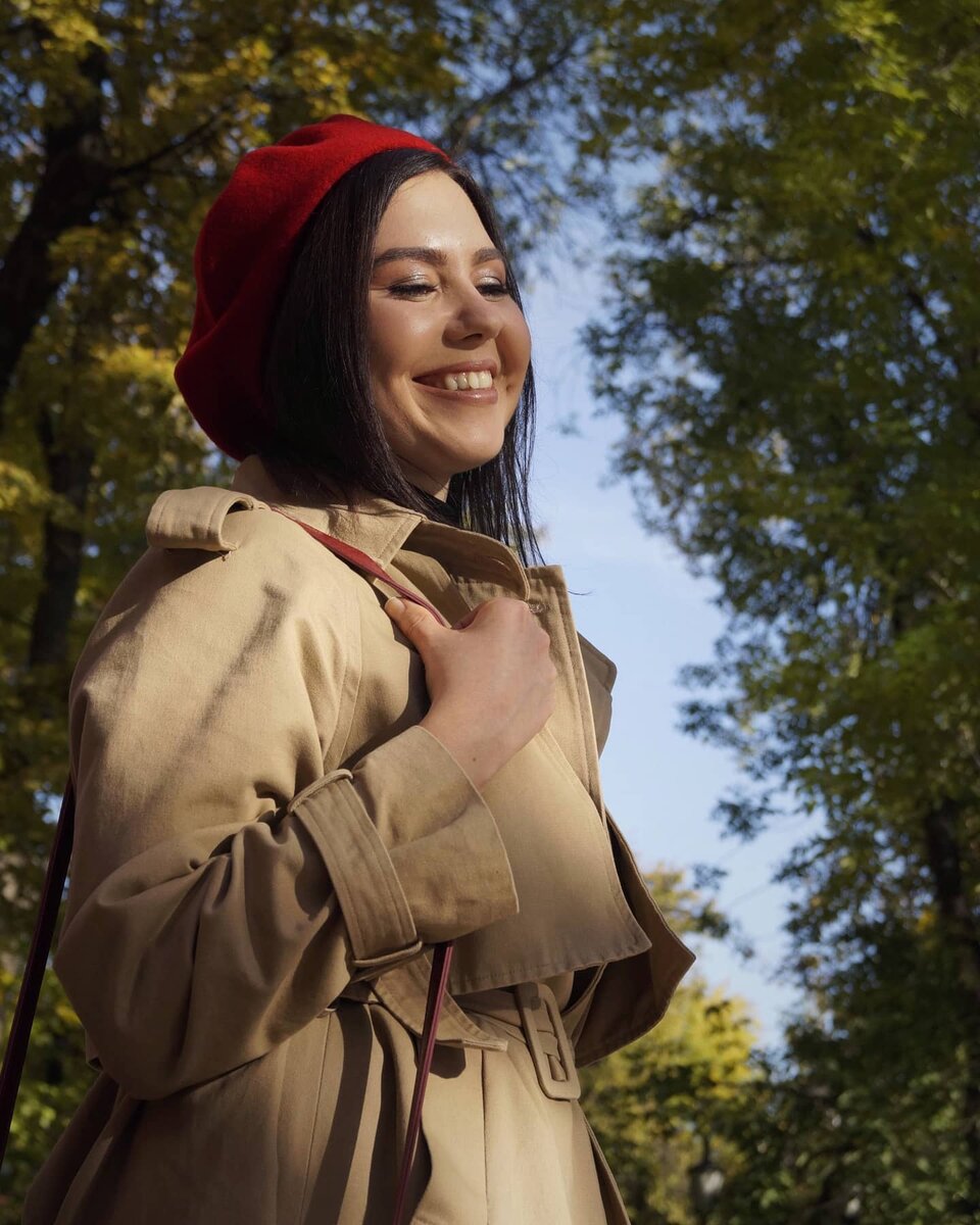 а ты лишь киваешь и улыбаешься в ответ... 