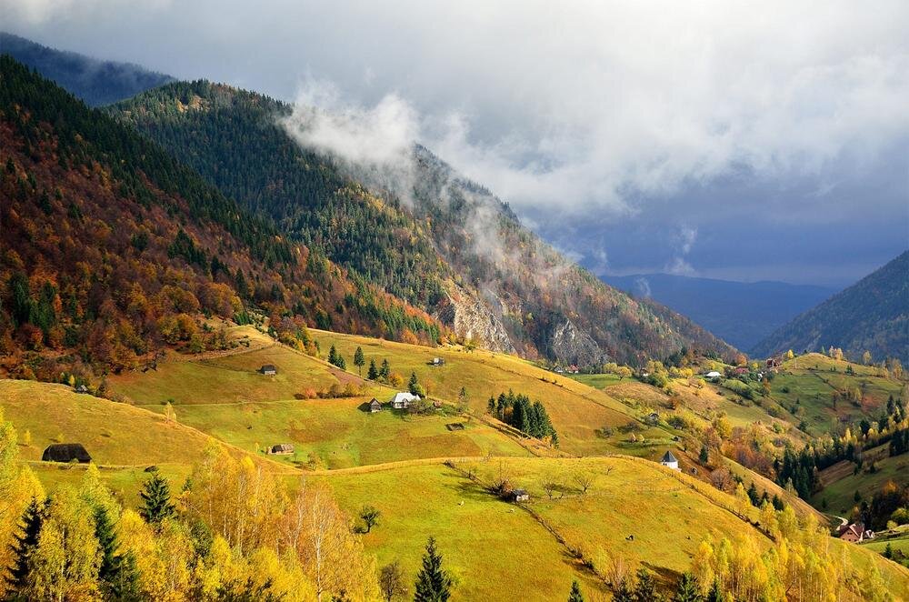 Фото с сайта: http://www.gogetnews.info/uploads/posts/2017-04/1492774739_wonderful-photos-romania11.jpg