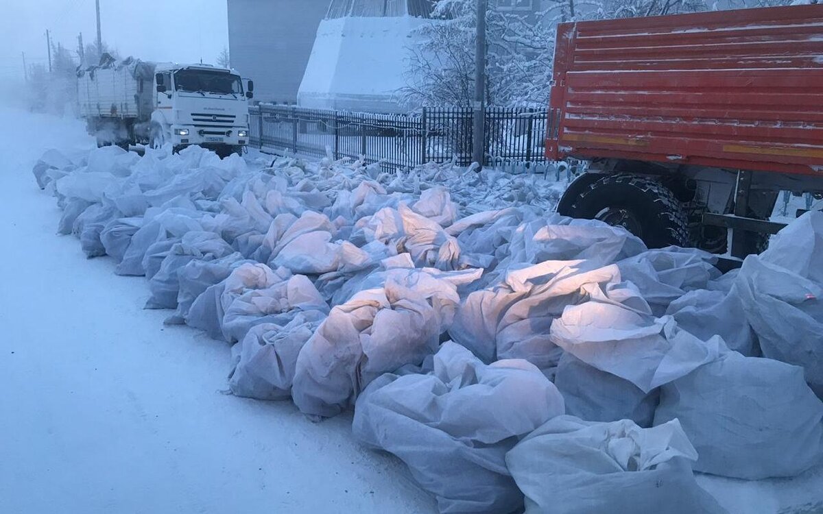 Иногда попадаются вот такие партии 