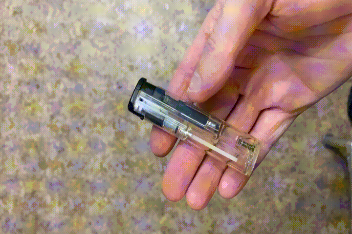 Зажигалка работает как надо.