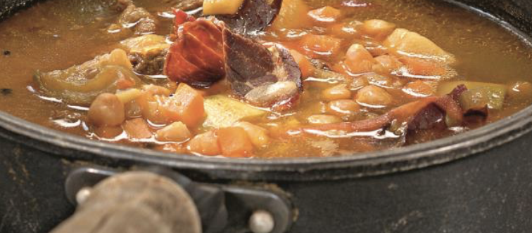 Секреты приготовления чолента с мясом и фасолью по-еврейски: лучший рецепт от повара