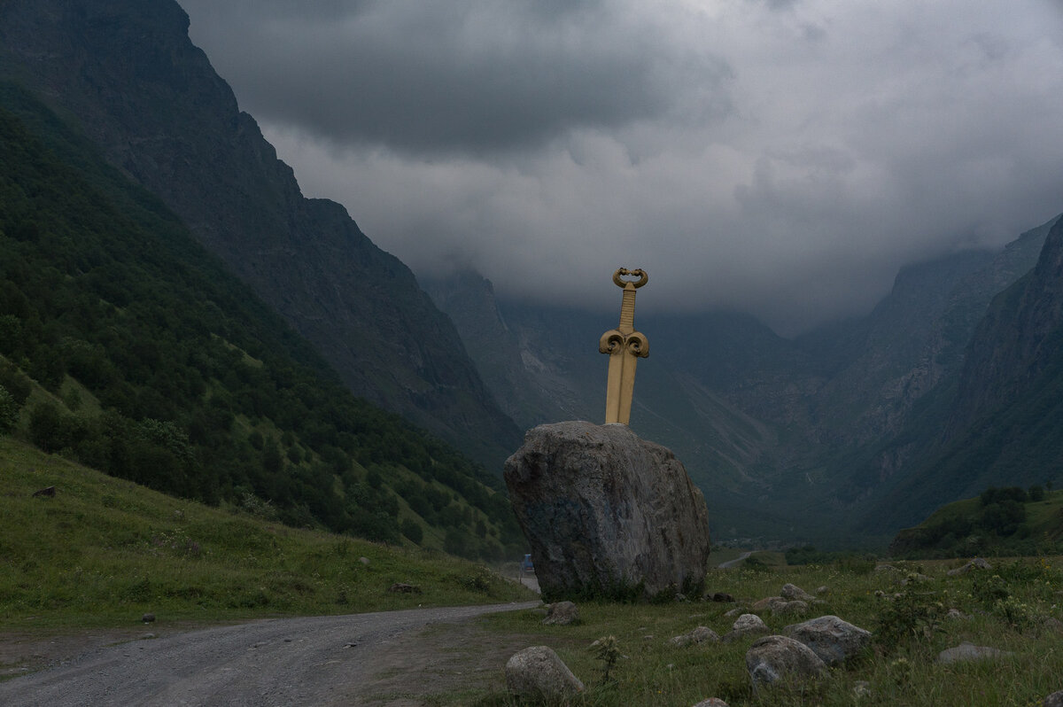 Гора обезьяна в Северной Осетии