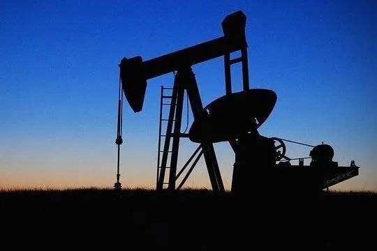    Bloomberg заявил о победе России на нефтяном рынке
