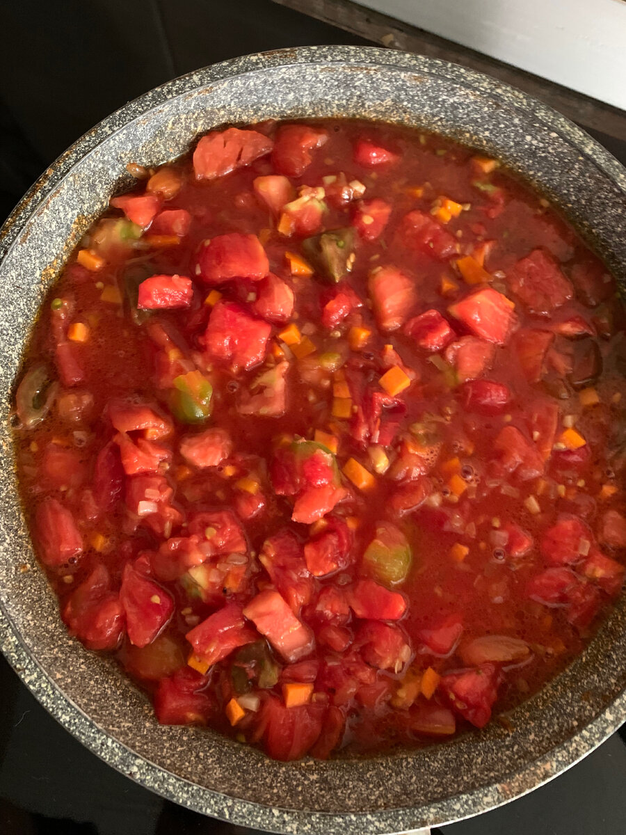 fry tomatoes, garlic, a little chili pepper in olive oil.  some carrots to taste
