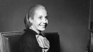    Portrait of d First Lady of Argentina Eva Peron (1919 - 1952), Buenos Aires, Argentina, 1950. (Photo by Gisele Freund/Photo Researchers History/Getty Images) Галатея Петрова