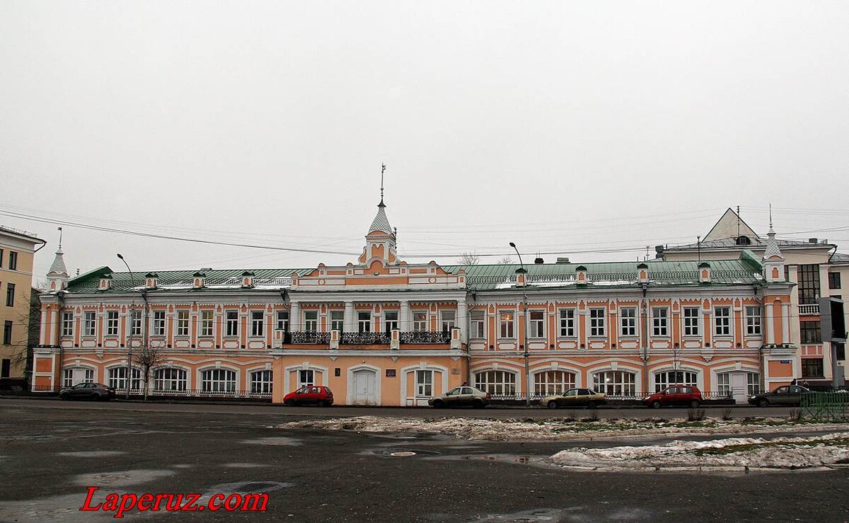 Вологда 1. Музыкальная школа 1 Вологда. Музыкальная школа на Советском проспекте Вологда. Здание городской Думы Вологда. Старая городская Дума Вологда.