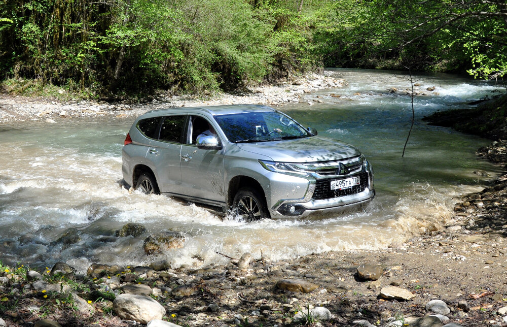 Mitsubishi Pajero Sport бездорожье