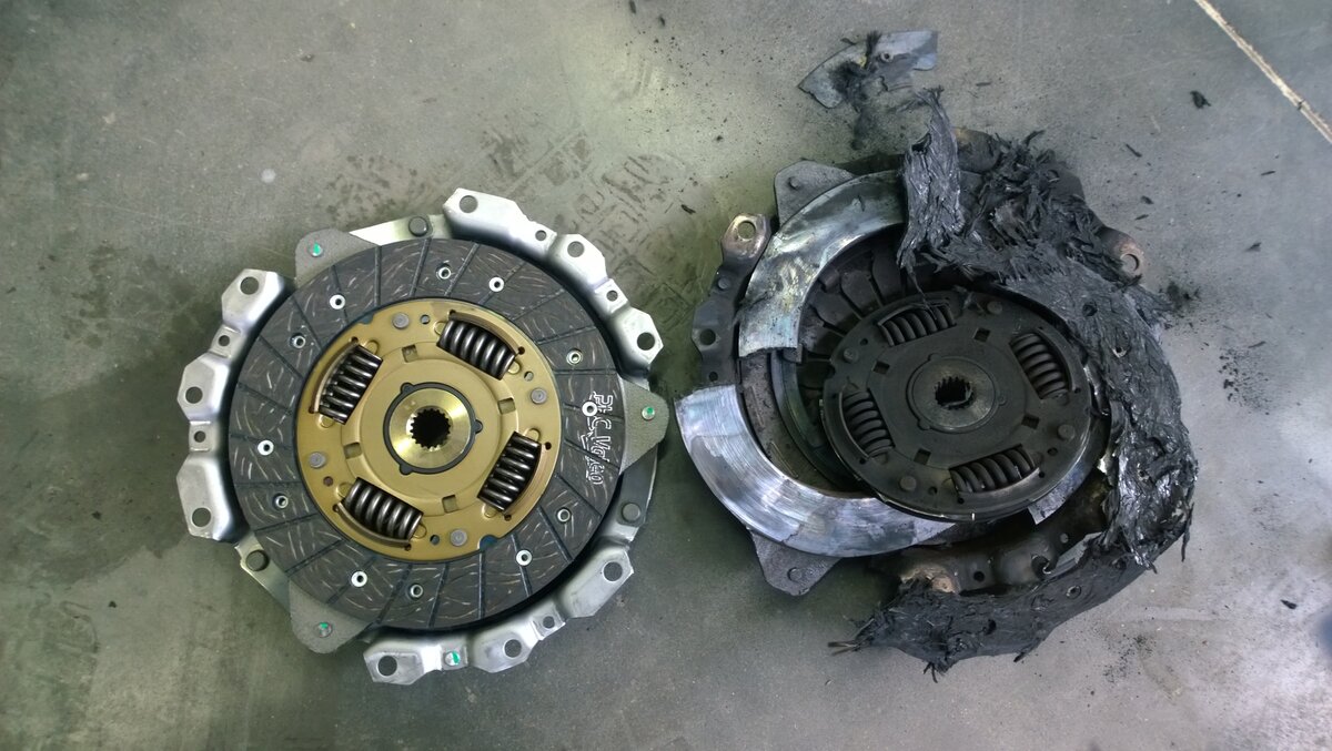 Источник: https://pikabu.ru/story/stseplenie_zdorovogo_cheloveka_i_stseplenie_kurilshchika_5360724