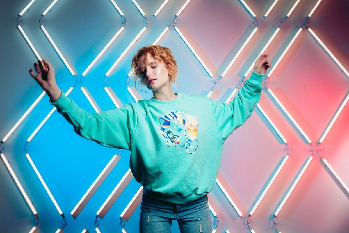 Монеточка 2020. Монеточка портрет. Монеточка райт. Монеточка певица. Монеточка новая песня.