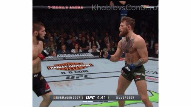 Бой чуть не закончился нокаутом во втором раунде