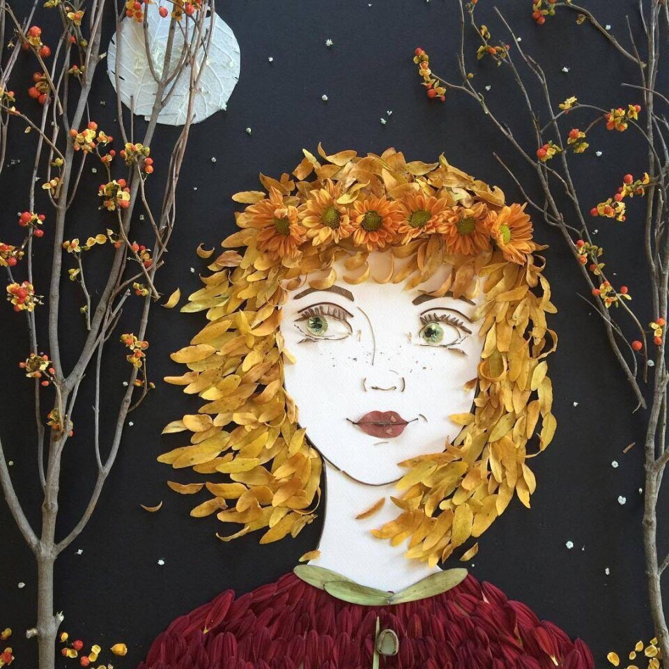 В этом рассказе ничего не придумано ,кроме автора .Автор.

Волшебные башмачки почти сносились и добрая фея крестная презентовала мне для посещения бального мероприятия хрустальные туфельки ,которые чем-то напоминают салатницы советских времён,что доставались из серванта только по большим праздникам,тщательно натирались и водружались на стол .Она извлекла их из своего серванта волшебностей,а из шифоньера выволокла праздничное одеяние,которое уж и моль поела кое-где .На него она взглянула ,тяжелехонько вздохнула и принялась штопать то,что было в наличии ,бурча проклятия себе под нос .
Фея у меня ,к слову ,была что надо Но хранила,то,что не надо .Никому.Уж как три столетия 
Однако,чуду быть .
Я была бедна ,грязна ,непривлекательна ,вела диалоги с животными ,но отличалась решительностью и оптимистическим настроем .
Ну а как можно быть нерешительной в салатницах на ногах .
Принца на балу я может никогда и не встречу ,а вот салатов нагребу.
Благо есть куда складывать .
Мои раздумья о еде прервала тётушка фея ,начав упаковывать "дитятко" в прелестнейший наряд.Затем ,пришпилив ленту к волосам самым нелепым образом , она втолкнула меня в карету скорой помощи,добрую сотню раз извинившись за мышей ,что улетели в отпуск в Тайланд и пожелала прекрасного вечера
Вы думаете ,что все было так:
Танцы в роскошной зале ,красавица Золушка очаровала принца и рванула вниз по лестнице из тысячи ступеней,обронив салатницу с прелестной маленькой ножки .А затем были поиски по всем деревням и сёлам и сверка чья нога достойна хрусталя прошлого столетия ?
Я расскажу как все было у Золушки в тот вечер на самом деле .

На чудном балу она встретила
Безумного шляпника .
Он все так же попивает чай ,придаваясь игре разума и порой болтает сАлисой .Которая ,к слову ,давно не вырастает и не уменьшается ,не пьёт из неизвестных мелких посудин невесть что 
.Теперь она замужем .У неё двое прелестных малышек ,муж профессор и огромный далматин по кличке Малыш ,гоняющий дворовых кошек .Но каждую субботу она укладывает детей спать и бежит быстрее ветра к кроличьей норе навстречу приключениям .

Встретила красавицу и умницу Шахерезаду .
Она больше не рассказывает сказки своему Шахрияру.
Плохо ест и мало спит ,иногда наоборот .
Он все так же живёт во дворце,одинокий и безразличный ко всему .Меняет женщин ,пересчитывает монеты ,семечки щёлкает .Иной раз вспоминает сказки до восхода солнца,волосы Шахерезады,её руки и тут же забывает .
Как и 1000 и одну ночь 
Шахерезада все ещё мучается от неразделенной любви где -то в нашей Вселенной и все ещё ждёт Шахрияра
Но сообщения от него больше не приходят .

Встретила Голого короля .
Теперь он одет ,но как и прежде чванлив,безвкусен и щиплет дам за Французские булочки.
Королевская свита поёт оды о 
его величии и смеётся над его дурацкими шутками.Золушке не смешно .

Встретила обожаемую белоснежку. Она все ещё эксплуатирует бедных гномов ,которые вышли на пенсию и бунтуют,когда им не дают посмотреть телеканал "Перец"
А она все так же хороша ,свежа и беспечна.

Встретила снежную королеву ,которая стала совсем стервой после того ,как драгоценного Кая утащила сестрица .Её навещает заморский царь раз в год.Одаривает ласками ,согревает насквозь промерзшее сердце .От его тепла тает ледяной замок и по утру она слушает прекрасную мелодию весенней капели ,теснее прижимаясь к царю.Она его любит 
Но все остальные 364 дня в году одинока и сама собирает из кристаллов слово ВЕЧНОСТЬ .

Встретила Карлсончика .
Без пропеллера и седого .
Карлсон шалости прекратил – 
Он нашел себе Фрекен Бок.

И пока Золушка вела беседы со старыми друзьями ,все закончилось тем ,что принц увёз отужинать в Багдад настоящую принцессу.
Красными буквами на стене выведено: «I need you». Это написано не мне.