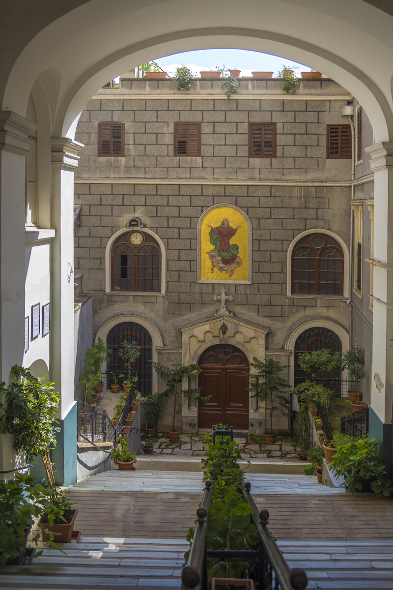  Istiklal Caddesi, 431