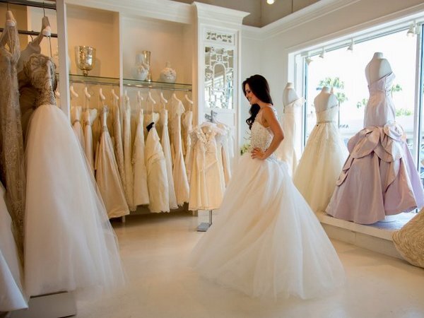 Пошив свадебных платьев на заказ в СПб