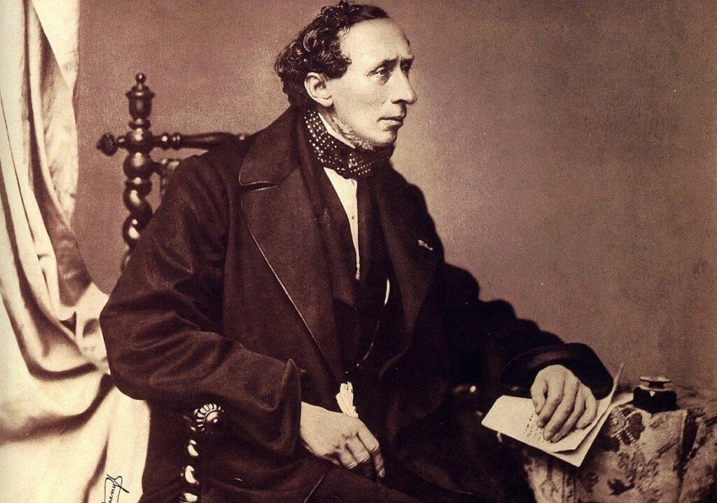 У писателя было немало странностей. Одна из них заключалась в том, что сказочник не любил детей