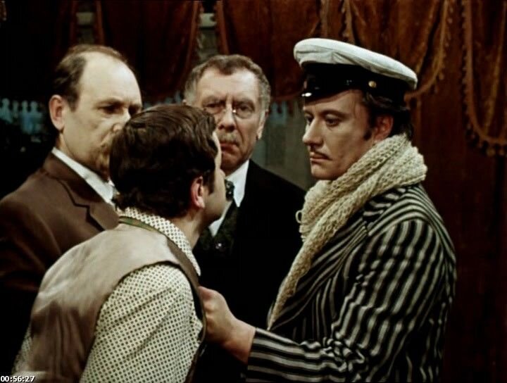 Здравствуйте дорогие мои читатели! Фильм о котором мы сейчас поговорим. Не нуждается в представлении. Этот фильм знают все и взрослые и дети. Бессмертное произведение Ильфа и Петрова.-5