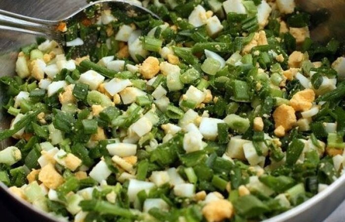 Мой любимый рецепт быстрого заливного пирога с яйцом и зеленым луком