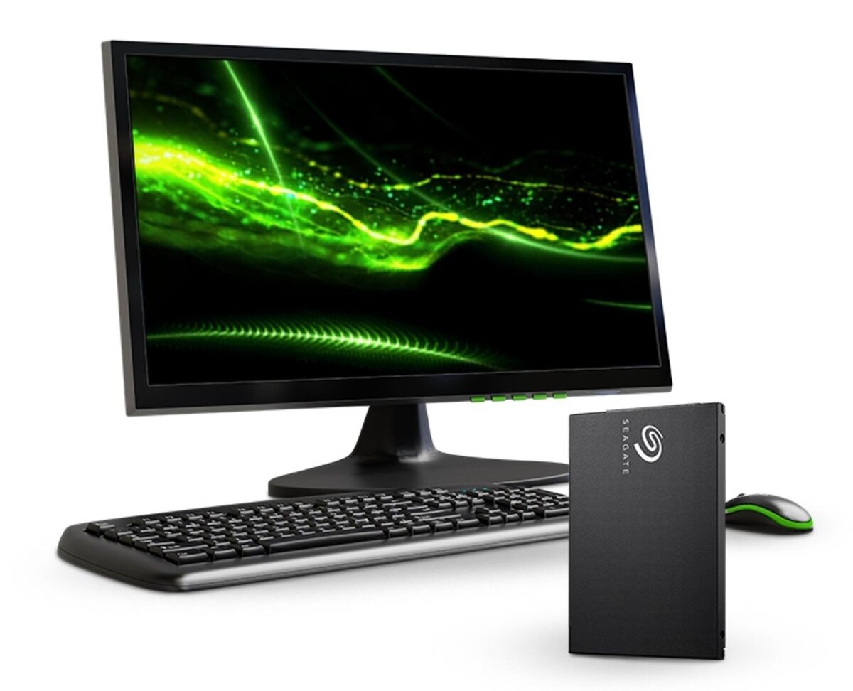 В этой статье мы рассмотрим ассортимент твердотельных накопителей SSD для компьютеров. Надеемся, что это поможет вам с выбором.