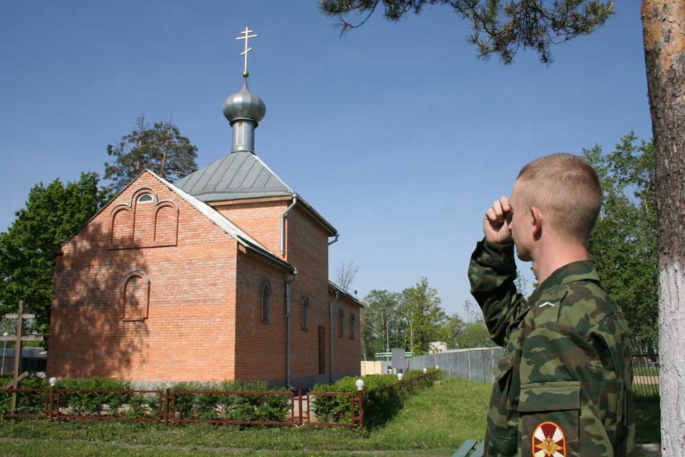 Молебен в военном храме